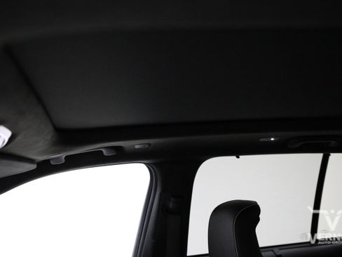 Used 2023 Jeep Grand Cherokee Summit AWD/4WD image 14