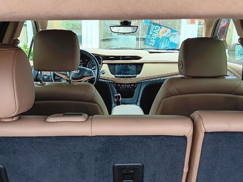 Used 2021 Cadillac XT5 Premium Luxury w/ Platinum Package image 36