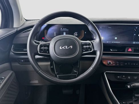 Used 2026 Kia Carnival FWD image 18