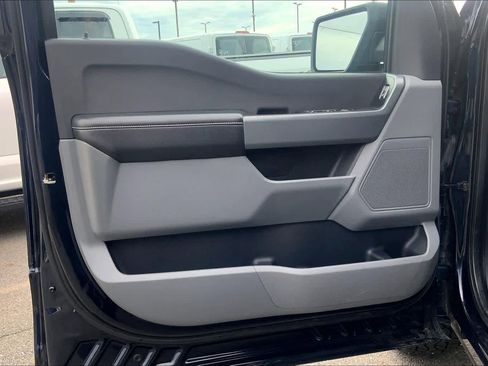 Used 2023 Ford F150 XLT image 41