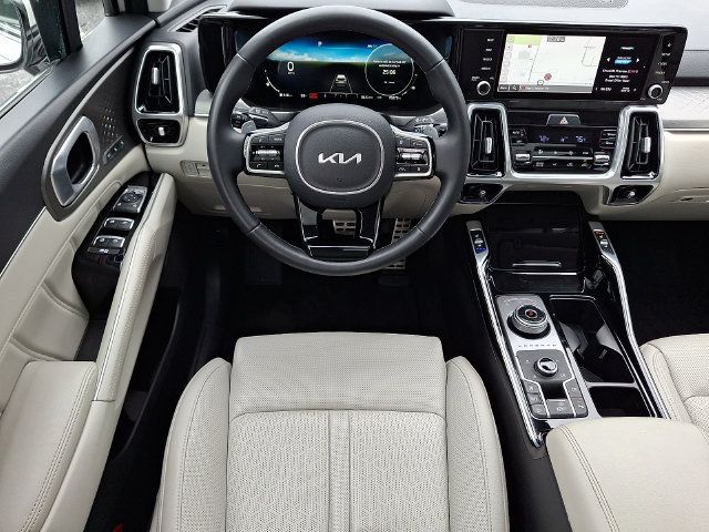 Used 2023 Kia Sorento SX Prestige w/ Panoramic Sunroof Package AWD/4WD image 12