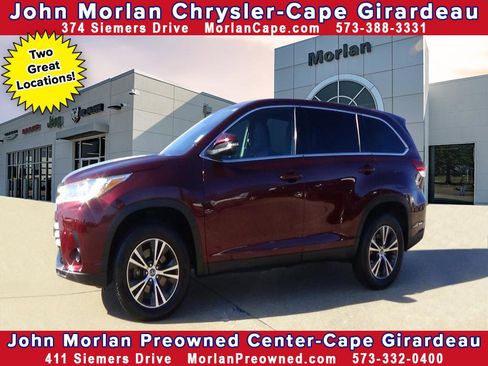 Used 2019 Toyota Highlander LE image 1