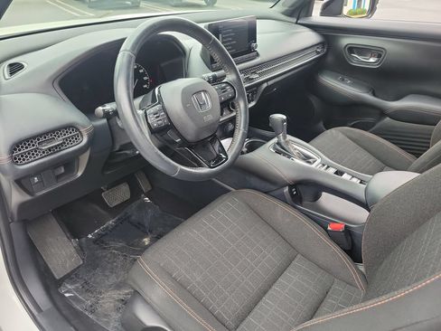 Used 2024 Honda HR-V Sport image 18