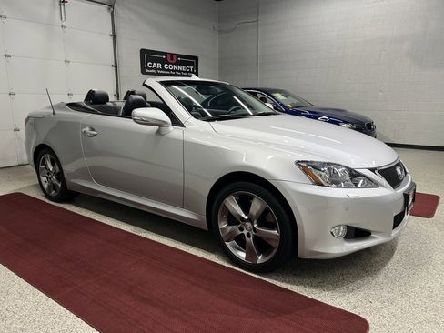 Used 2010 Lexus IS 350C image 11