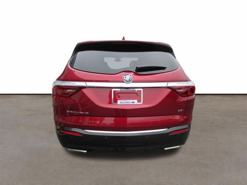 Used 2024 Buick Enclave Essence w/ Sport Touring Edition FWD image 4