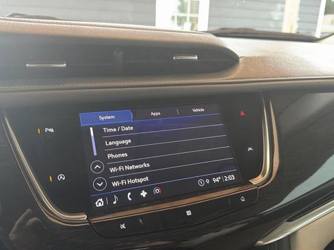 Used 2021 Cadillac XT6 Premium Luxury FWD image 30