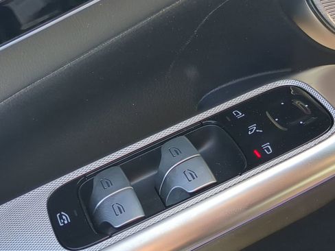 New 2025 Mercedes-Benz GLC 63 AMG S image 11