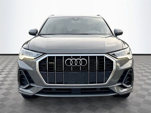 Used 2023 Audi Q3 2.0T Premium Plus w/ Premium Plus Package image 2