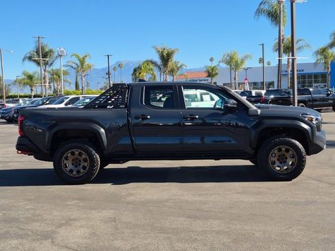 Used 2026 Toyota Tacoma Trailhunter image 4