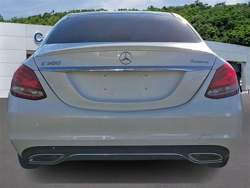 Used 2018 Mercedes-Benz C 300 4MATIC Sedan image 5