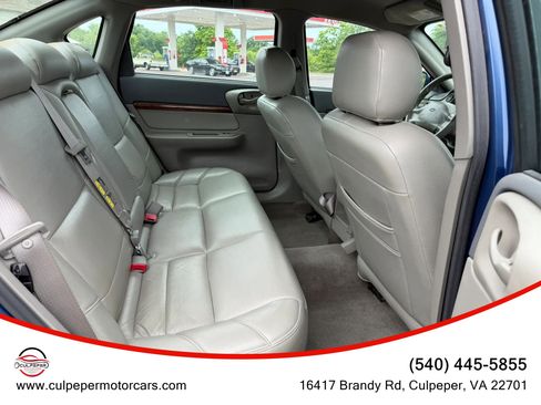 Used 2004 Chevrolet Impala w/ Preferred Equipment Group FWD image 13