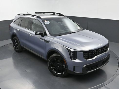 Used 2024 Kia Sorento X-Line EX image 33