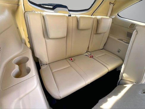 Used 2019 Toyota Highlander XLE image 26