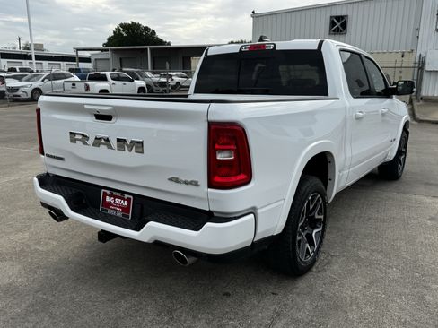 Used 2025 RAM 1500 Laramie w/ Sport Appearance Package AWD/4WD image 8