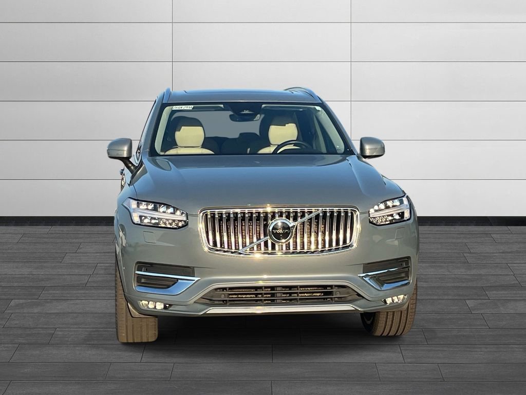 Used 2023 Volvo XC90 B6 Plus w/ Protection Package Premier AWD/4WD image 8