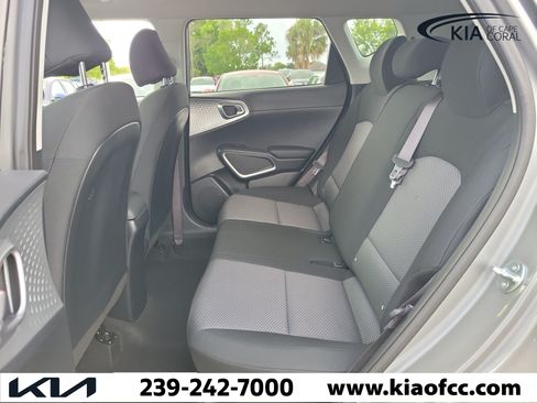 Certified 2024 Kia Soul LX FWD image 12
