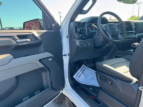 New 2026 Chevrolet Silverado 1500 ZR2 w/ ZR2 Bison Edition AWD/4WD image 12