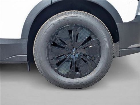 New 2025 Chevrolet Blazer EV LT AWD/4WD image 10