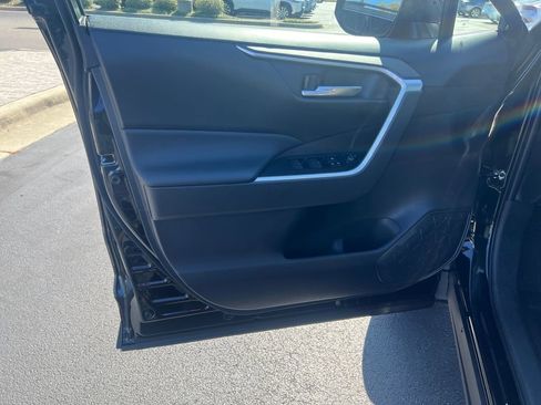 New 2025 Toyota RAV4 XLE image 9