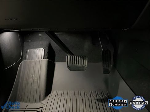 Used 2025 Jeep Grand Cherokee Limited 4xe image 32