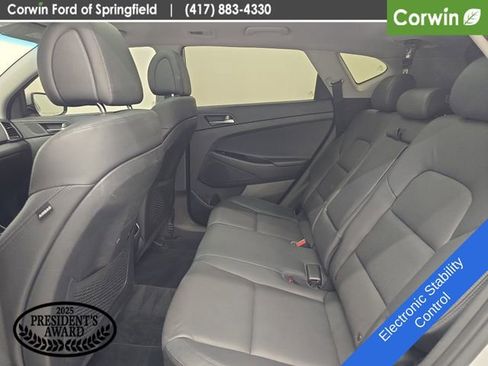 Used 2016 Hyundai Tucson Limited w/ Option Group 03 AWD/4WD image 17