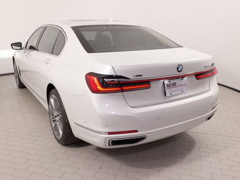 Used 2020 BMW 750i xDrive w/ Executive Package AWD/4WD image 15
