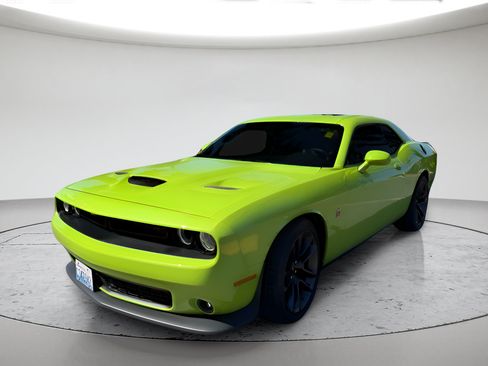 Used 2023 Dodge Challenger R/T Scat Pack w/ Plus Package RWD image 9