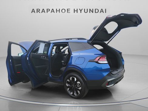 Used 2023 Kia Sportage X-Line w/ X-Line Premium Package image 4