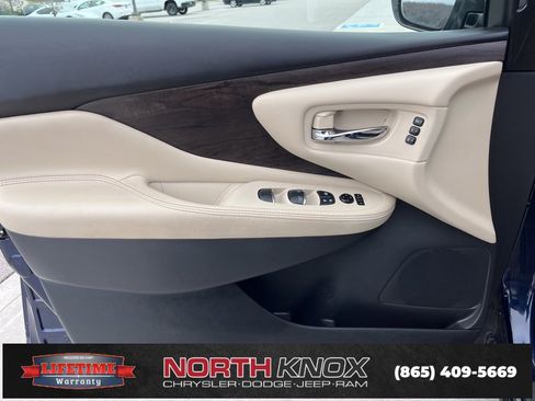 Used 2023 Nissan Murano Platinum w/ Cargo Package image 5