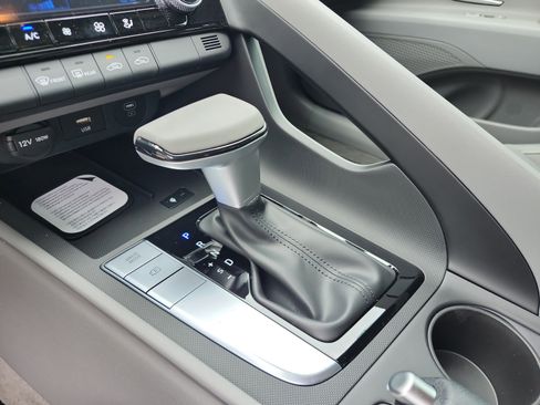 New 2026 Hyundai Elantra Sport FWD image 13