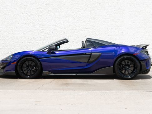 Used 2020 McLaren 600LT Spider RWD image 8