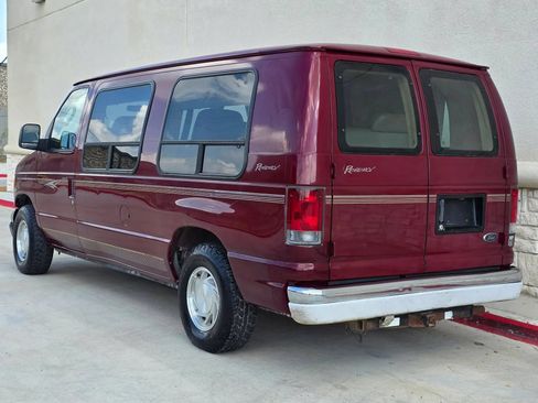 Used 2003 Ford E-150 and Econoline 150 RWD image 5