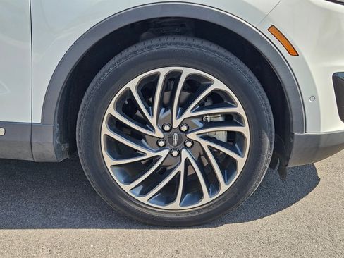 Used 2020 Lincoln Nautilus Reserve w/ Equipment Group 201A FWD image 6