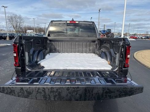 New 2026 RAM 1500 Big Horn AWD/4WD image 11