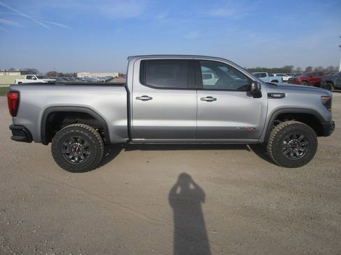 New 2026 GMC Sierra 1500 AT4X AWD/4WD image 3