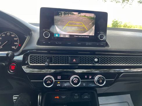 Used 2022 Honda Civic Sport image 17