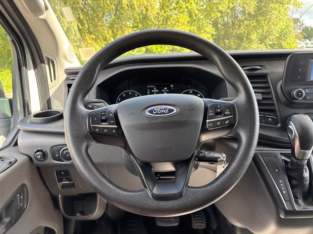 Used 2025 Ford Transit 250 148 Medium Roof Extended AWD image 22