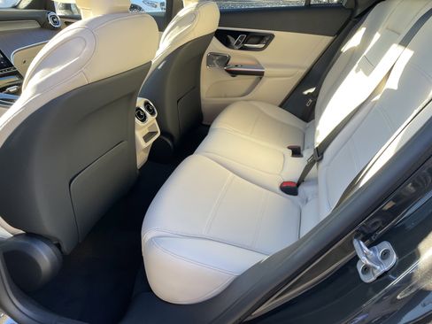 New 2026 Mercedes-Benz GLC 300 4MATIC image 36