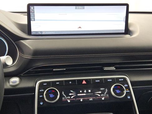 Used 2024 Genesis GV80 2.5T image 29