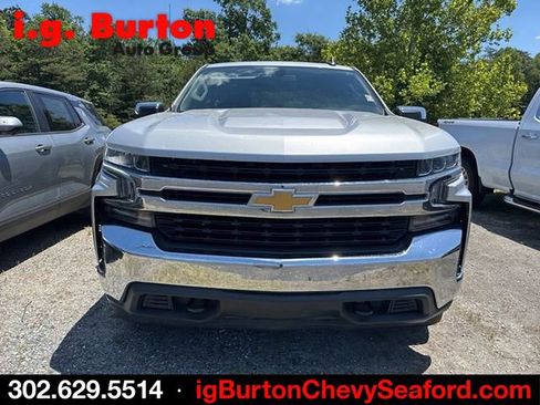 Used 2022 Chevrolet Silverado 1500 LT AWD/4WD image 2