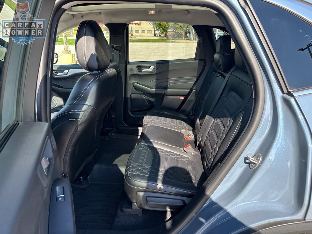 Used 2023 Ford Escape Platinum w/ Premium Technology Package AWD/4WD image 11