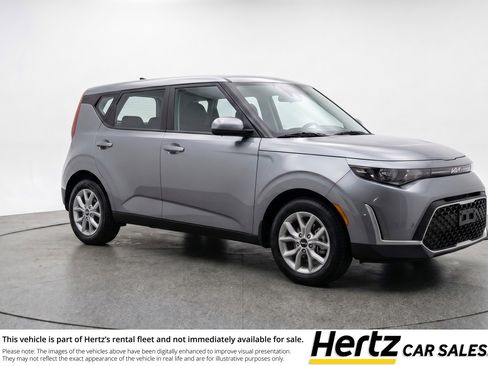 Used 2025 Kia Soul LX w/ LX Technology Package FWD image 1