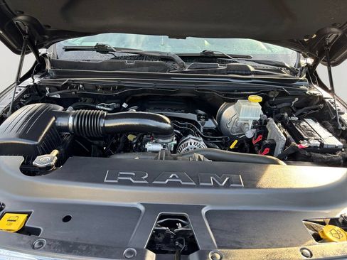 Used 2022 RAM 1500 Big Horn AWD/4WD image 9