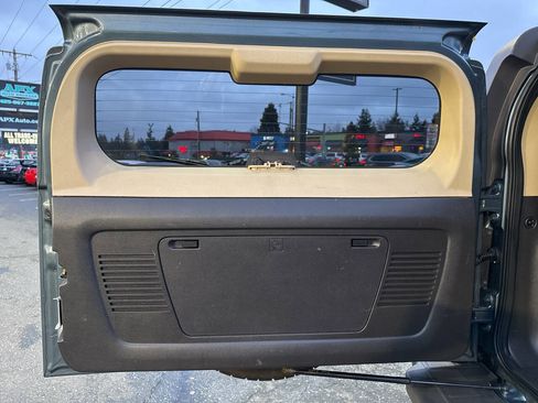 Used 2007 HUMMER H3 image 6