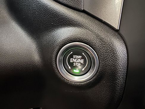 Used 2025 Chevrolet Silverado 2500 Custom w/ Custom Convenience Package image 15