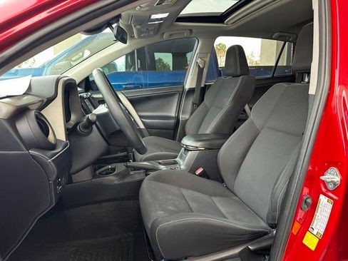 Used 2017 Toyota RAV4 XLE image 13