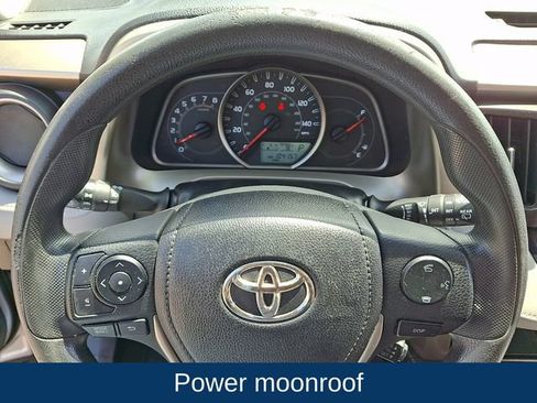 Used 2014 Toyota RAV4 XLE AWD/4WD image 4
