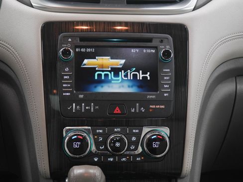 Used 2016 Chevrolet Traverse LTZ AWD/4WD image 21