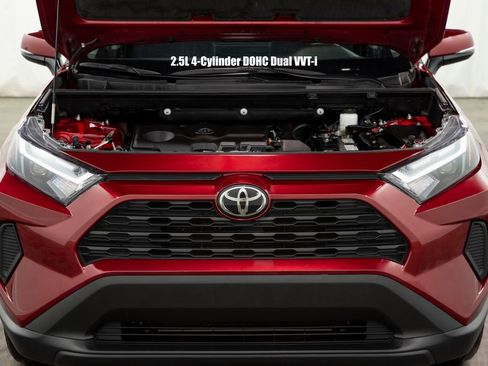 Used 2023 Toyota RAV4 XLE image 3