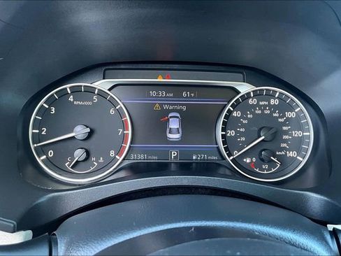 Used 2025 Nissan Altima 2.5 SV FWD image 12
